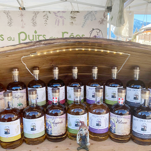 Étagère de sirops artisanaux